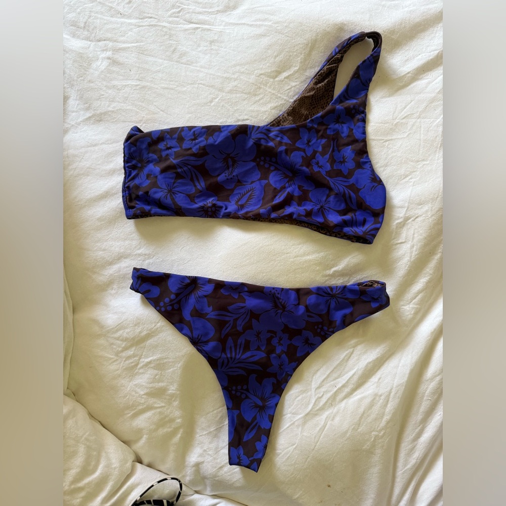 Acacia Alau Set